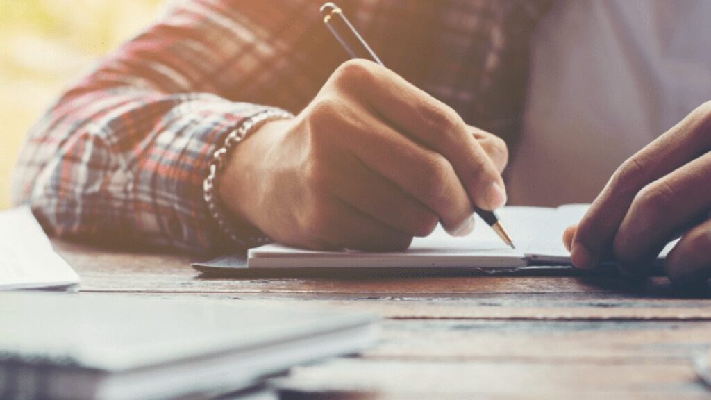 guide to writing essays college tutors