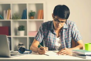 Resources 22 college-application-essay